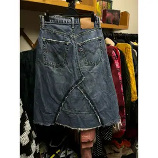 Levi’s 牛仔裙