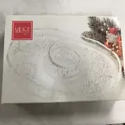 Mikasa glass Snow Flake Chip Veggie N Dip platter Bowl New box ware 15" Germany
