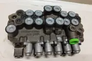 New Control Valve 7K527-62901 for Kubota BT1000b or BT1400 Backhoe