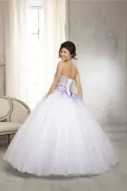 Vizcaya Mori Lee, Quinceañera Dress White Style 88086 Size 4 New With Tags