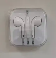 NEW Sealed Genuine Apple iPhone Wired Earpods Earphones Earbuds