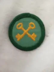 Vitage Girl Scout Badge Housekeeping Crossed Keys