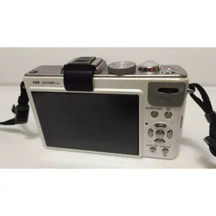 Panasonic Lumix DMC-LX5 1010萬像素類單眼數位相機 螢幕有一點黑點