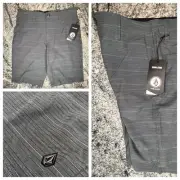 Volcom Surf & Turf Frickin Mix Hybrid Shorts Men’s Size 30 Submersible Gray STH