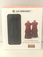 LE CREUSET Salt & Pepper Mill Set Hardened Ceramic Black (1)