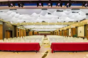 和頤至尚泰安紅門路泰山景區酒店 - 內賓Home Inn Hotel Taian Hongmen Road