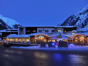穆特貝爾格阿爾卑斯山運動酒店