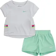 [Nike] Girl`s Contrast Logo Taping Graphic Print T Shirt & Shorts 2 Piece Set (Green Glow(26G485-G11)/White, 2T)