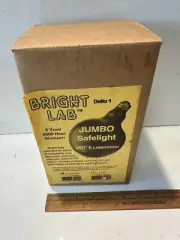 Vintage Bright Lab Delta 1 Jumbo Safelight Universal Red New Old Stock in Box