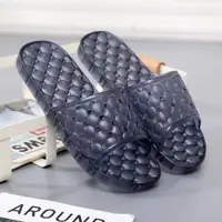 在飛比找ETMall東森購物網優惠-夏季平底防滑塑料水晶情侶涼拖鞋
