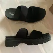 Dr. Scholl’s sandals. Size 8M. Original Collection.