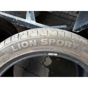 中古輪胎 胎深4.4mm 2018年 235/45/17 利奧 有4條 一條800元 Lion Sport