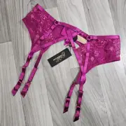 NWT Dita Von Teese Madame X Magenta Suspender Garter Belt Size L