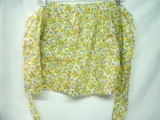 APRON---1/2 Style--Hand Sewn---Yellow Flowers w Pockets--17"---Crispy-Unworn