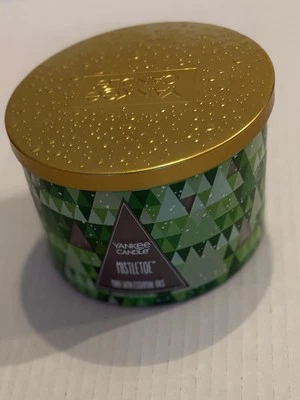 Yankee Candle Mistletoe Made With Essential Oils 3 Wick 18 OZ Jah Brand New