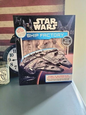 *NEW* Star Wars Ship Factory: Millenium Falcon, Tie Fighter, Kylo Ren's Shuttle