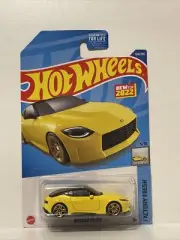 Hot Wheels 2022 #124 - Nissan Z Proto (Yellow)