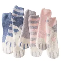 在飛比找蝦皮商城優惠-秋冬日系珊瑚絨女襪卡通貓爪居家中筒襪子冬季地板襪睡眠襪