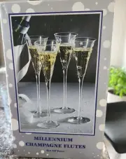 Vintage 4x Millenium Champagne Flutes with Etched Stars