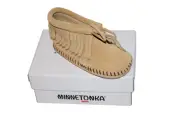 Minnetonka - CLASSIC FRINGE SOFTSOLE BOOT TAN size 4 new