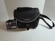 New SONY Camera Bag LCS-X20 Black Padded Adjustable Shoulder Strap. NWT.