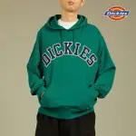 【DICKIES】男款砂金石綠純棉胸前刺繡LOGO圖案寬鬆連帽大學T｜DK012299F96