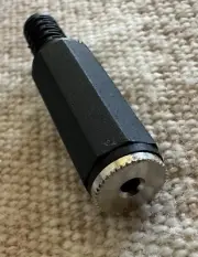 1 - 2.5mm Inline Jack Stereo (or Mono) TRS 3-Connector Solder Pad FEMALE USA