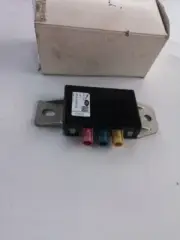 Genuine Jaguar Signal Splitter - Antenna Module - C2D33465