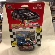 Racing Champions Ted Musgrave # 16 Family 1994 Ford 1:64