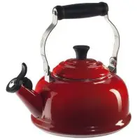 在飛比找Yahoo!奇摩拍賣優惠-Le Creuset 笛音壺 水壺，1.6L，櫻桃紅漸層 (