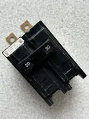 NEW EATON Cutler-Hammer QBHW2030HT Circuit Breaker QBH 2 Pole 30Amp 240V Bolt on