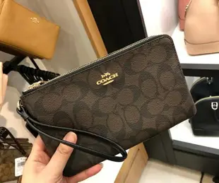 美國正品COACH全新款 F87587素黑全皮、F87729卡其花花款、F16109 黑咖紅LOGO(大號) 雙層拉鍊手拿包.(真皮&防刮PVC皮款) 零錢包 手機包 手拿包--(保證美國OUTLET直購全新100%正品)-*vivi shop*