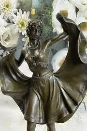 Arabian Girl With Lifting Skirt On Rug Bronze Sculpture By Bergman Figurine Art