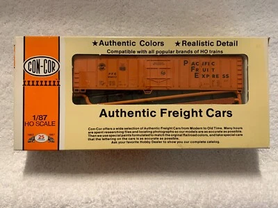 Con-Cor HO Scale PFE 57' Mechanical Reefer Kit #454512