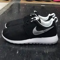 在飛比找Yahoo!奇摩拍賣優惠-NIKE ROSHE ONE RUN (GS) 黑色 黑白 