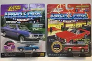 Johnny Lighting Muscle Cars '70 Superbird, '71 Dodge Demon, 1:64, Real Riders