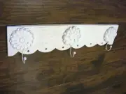 ** NEW ** 24" Wood Coat Jacket Hat Towel Rack Board Wall White Rustic Flowers
