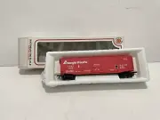 B9 Bachmann Trains Ho Scale Model Train Triangle Pacific 50’ Plug Door Boxcar