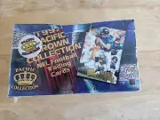 1997 Pacific Crown Collection NFL Football box Factory sealed 36 packs