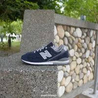 在飛比找蝦皮購物優惠-New Balance 996 余文樂 深藍CM996BN