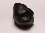 8.65 ct. AMORPHOUS SiC GLASSY CARBON METEORITE DIAMOND, SUPERNOVA ORIGIN !
