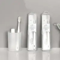 在飛比找momo購物網優惠-牙刷旅行組 旅行組2件式 10入 攜帶型(牙刷+牙膏+收納盒