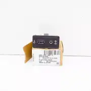 Volkswagen GOLF MK7 USB And AUX-IN Connection 5G0035222C NEW OEM