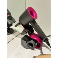 在飛比找蝦皮購物優惠-（二手極新）Dyson HD15吹風機