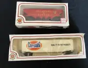 Pair of HO scale Bachmann train cars - Coronet & Delware&Hudson