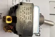 Toggle Switch 2144 10A 250VAC, 15A 125VAC 1,2 Or 3-Phase 1 -3/4HP 15A ( C1-5D)