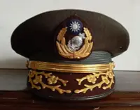 在飛比找Yahoo!奇摩拍賣優惠-民國72年度 聯勤製 海軍陸戰隊 中，上校級  大盤帽（附防