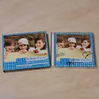 在飛比找蝦皮購物優惠-S.H.E第二張專輯親筆簽名-青春株式會社CD+VCD。田馥