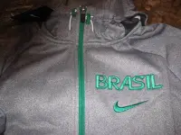 在飛比找Yahoo!奇摩拍賣優惠-NIKE 2012 倫敦奧運  BRASIL  巴西隊 男籃