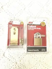 Padlock Solid Brass 1 3/16” Ace Hardware With 2 Keys #53076 and 2-1/2" Hasp